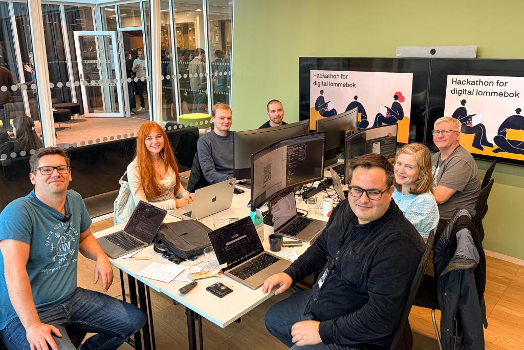 Gruppefoto fra hackaton på Brukerrådet