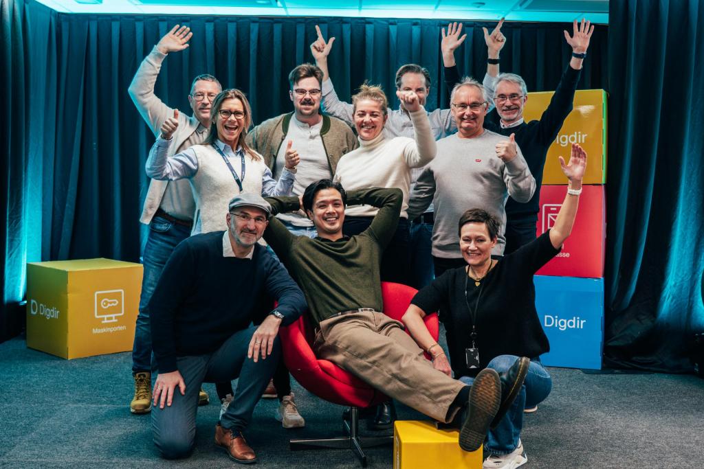 Gruppebilde av noen av de som spilte en sentral rolle under Brukerrådet