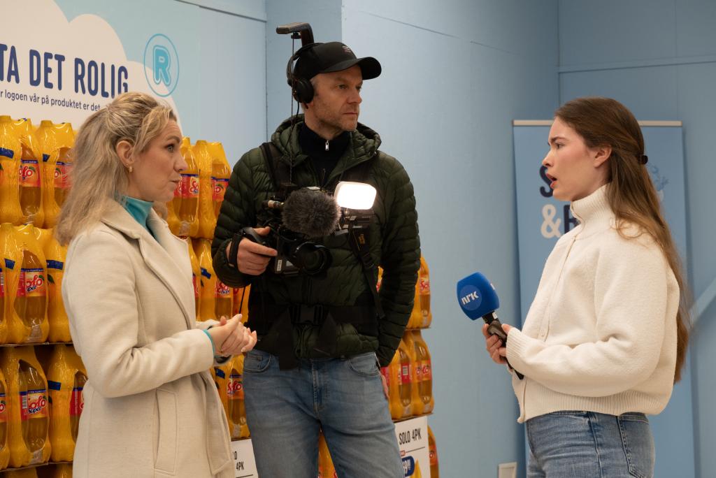 NRK reporter intervjuer Karianne Tung 